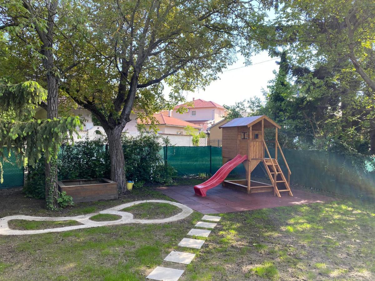 Anonymus Vendeghaz Appartement Siófok Buitenkant foto