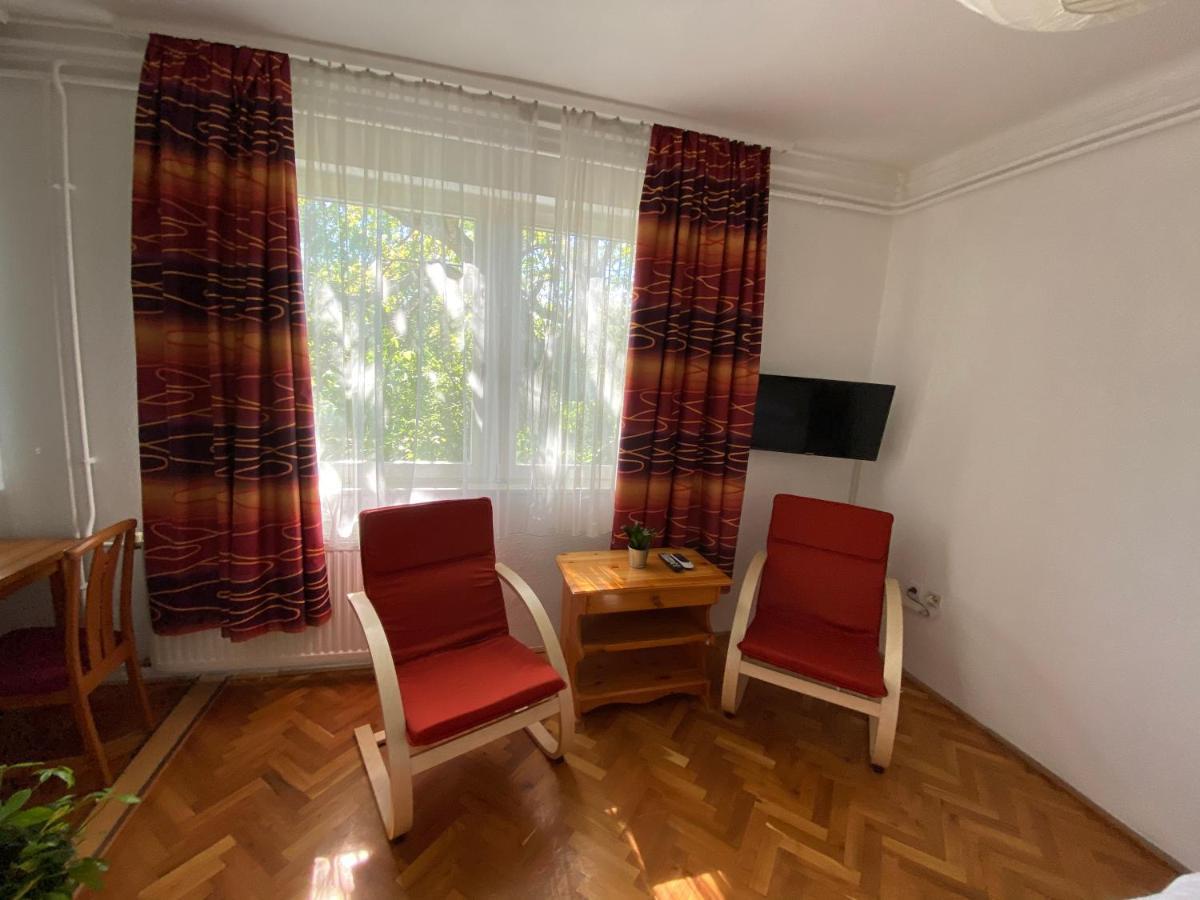 Anonymus Vendeghaz Appartement Siófok Buitenkant foto
