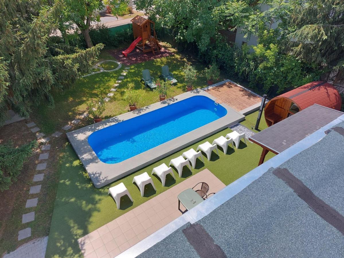 Anonymus Vendeghaz Appartement Siófok Buitenkant foto